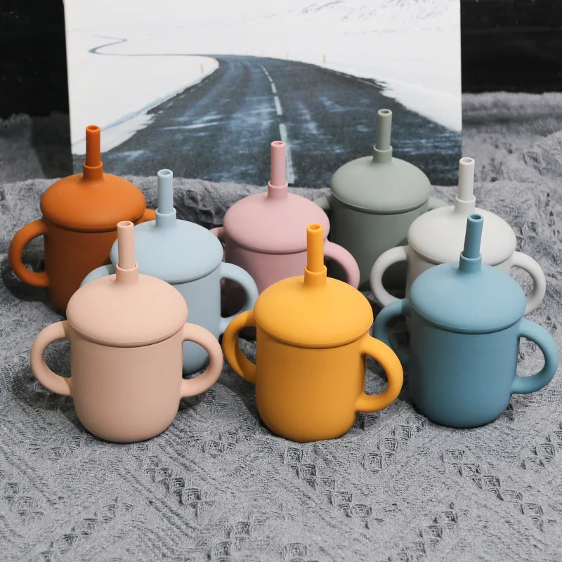 1PCS Baby Feeding Drinkware Straw Cup Learning Sippy Anti-Hot Leakproof Silicone Tableware Toddler Water Bottle |