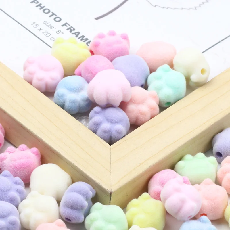 Wholesale Jewelry For Crafts 16x19mm Acrylic Beads Colored Short Plush Cartoon Cat Paw Beads For Jewelry Making DIY Accessories