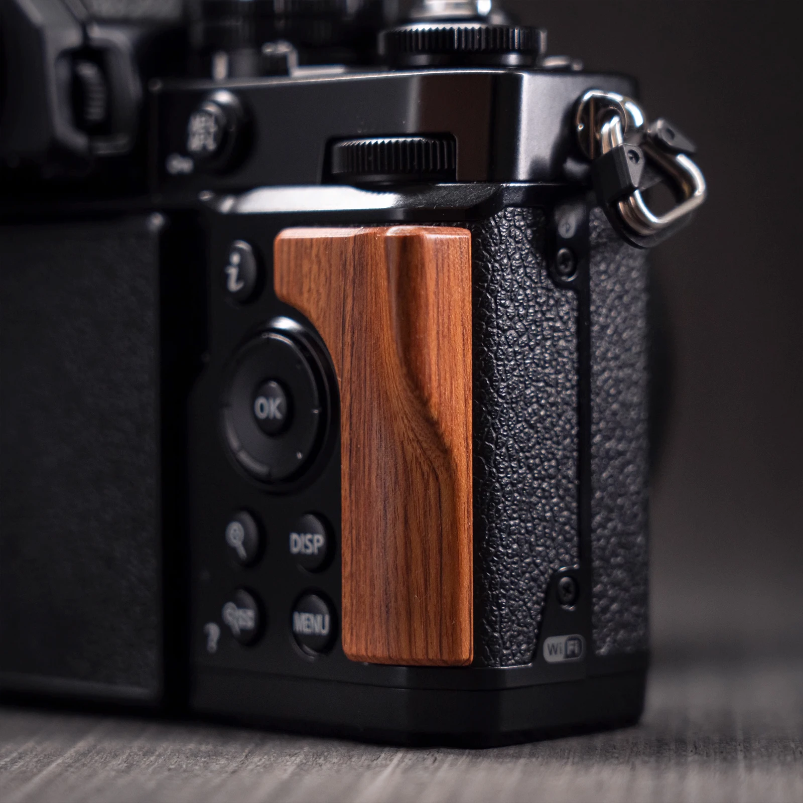 Lightweight Solid Wood Finger Handle Wooden Hand Grip for Nikon ZFC Digital Camera accessories Ebony Walnut camera wooden grip