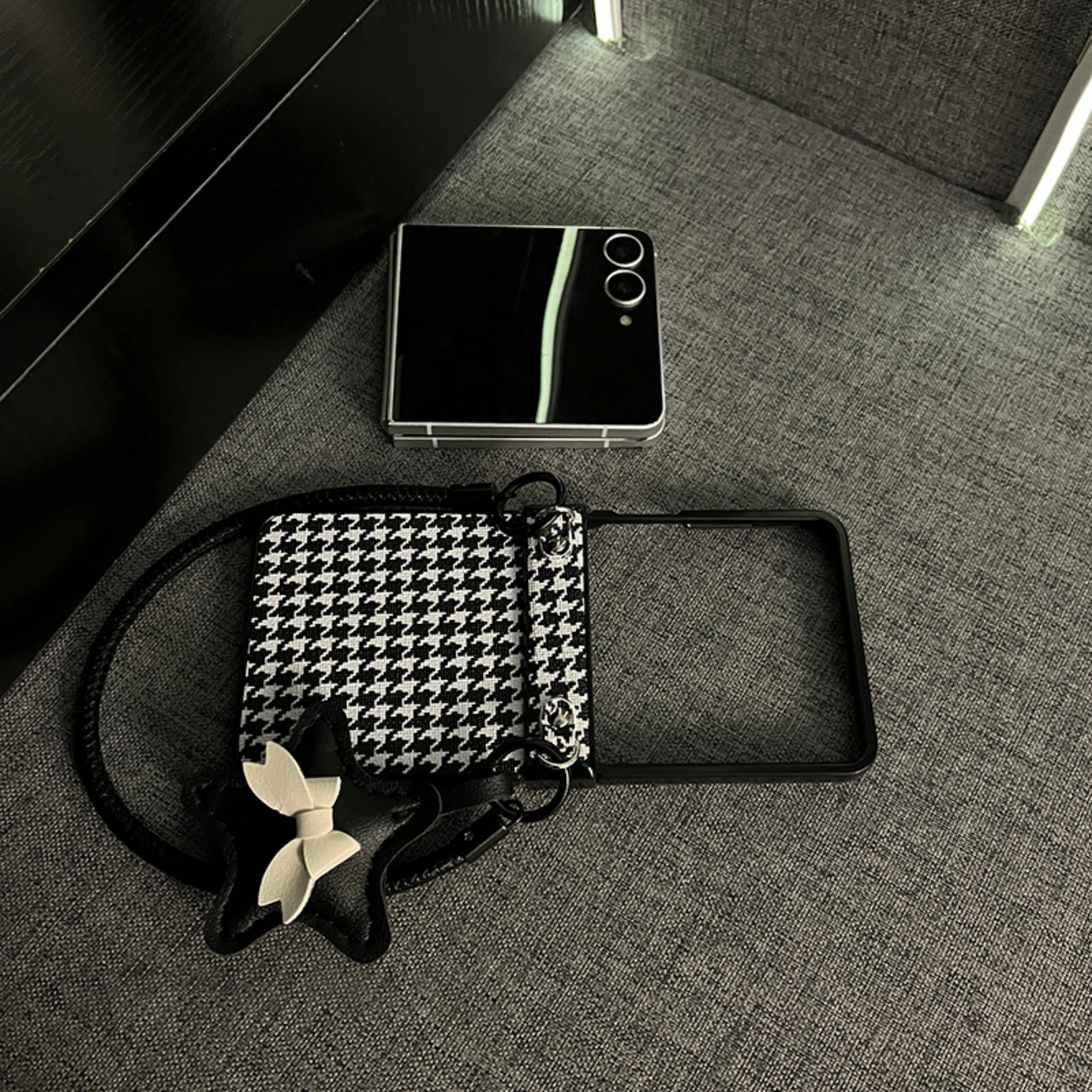 Luxury Houndstooth Bow Star Rope Portable Phone Case