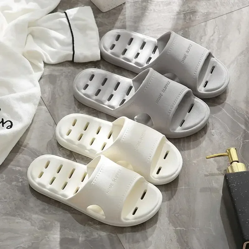 Quick-drying Man Women's Slipper Non-slip Soft-sole Bathroom Slippers Hollowed Out Leaky Slippers Casual Couple Home Slipper - 4