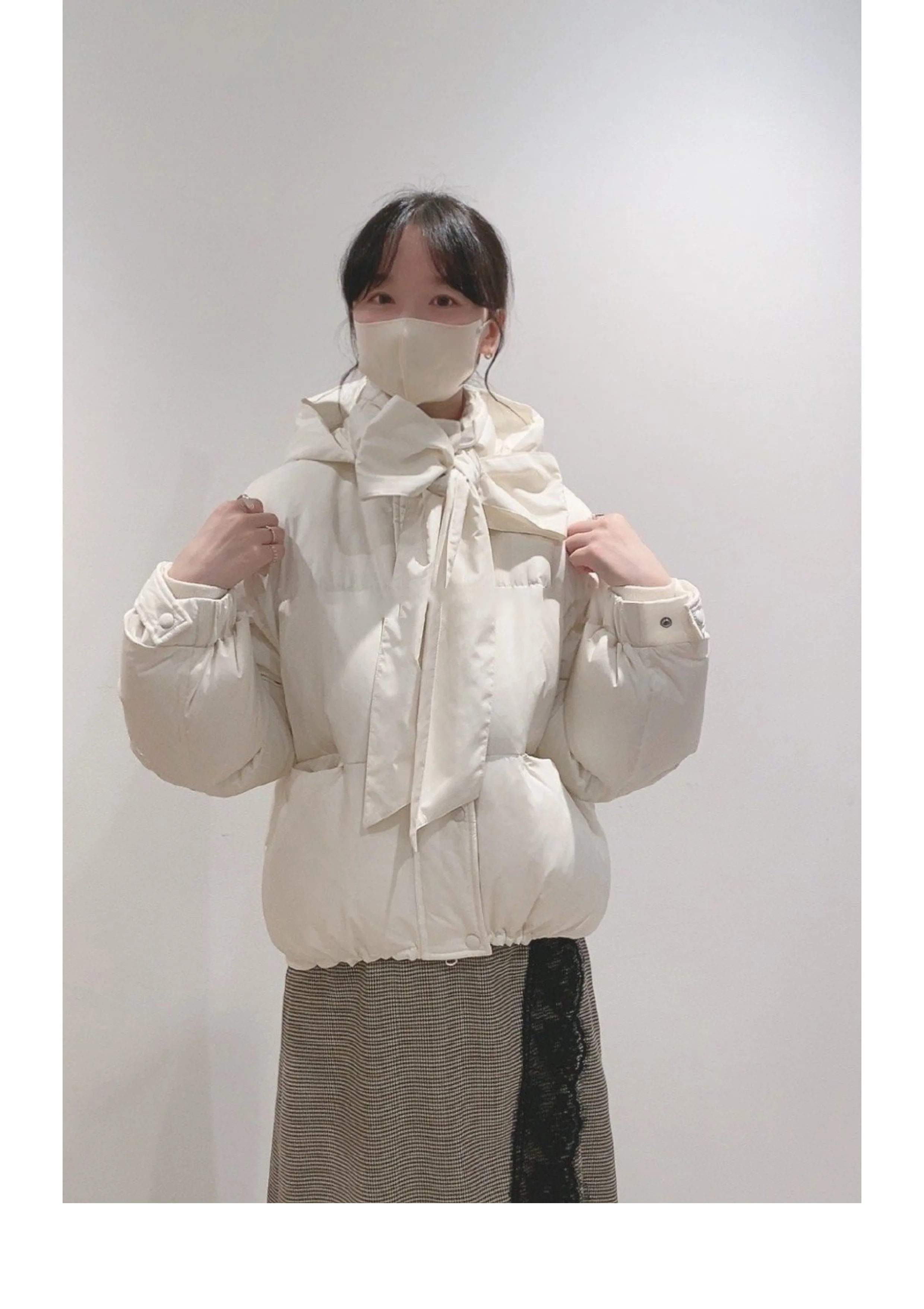 Japanese Style Sweet and Cute Women's Long Sleeve Down Jacket Winter Fashion New Hooded Bow Lace Up Slim Fit Short Down Jackets