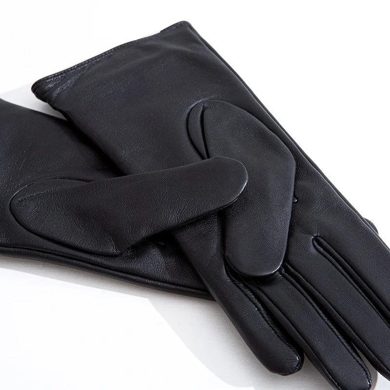 Рисунок 2 - Короткие зимние женские перчатки