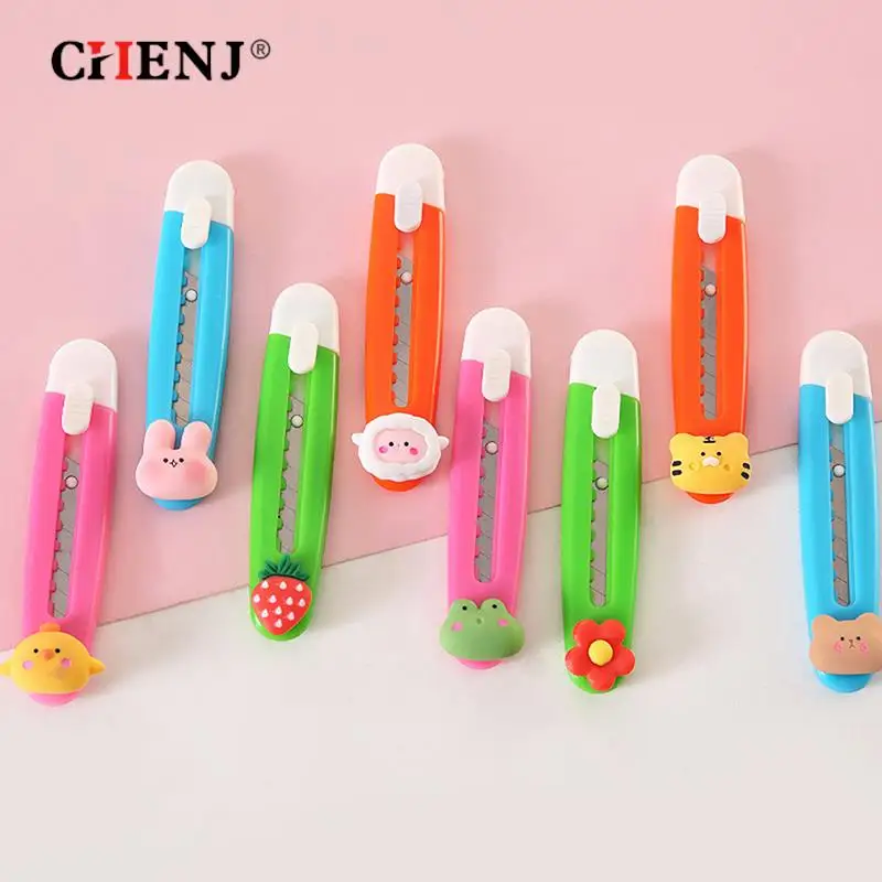 

Kawaii Cartoon Animals Mini Portable Ulity Knife Box Cutter Pocket Stretch Paper Cutters School Office Supplies Gift Prizes