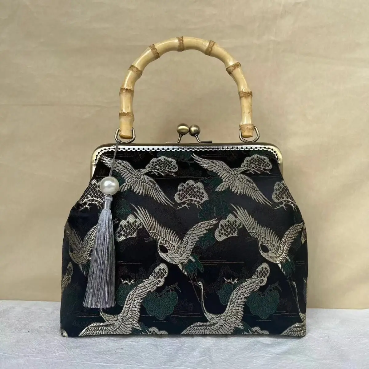 Japan Style Palace Bags Women's Handbags Purses Vintage Mother Gift Bag Shell Lock Bags Chain Women Shoulder Crossbody Bag
