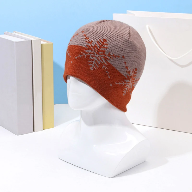 

Adult Knitted Snowflake Pattern Hat Students Outdoor Cycling Skiing Hat Lovely Cold Winter Keep Warm Hat Couple Beanie Bonnets