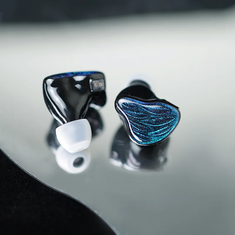 BGVP Feather 4BA+1DD Armature Hybrid Driver HiFi Earphone IEM 2
