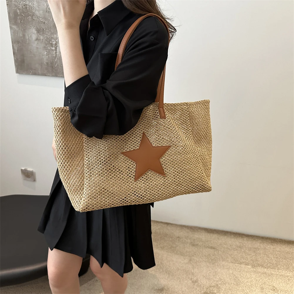 Trendy Straw Shoulder Bag for Women Star Summer Beach Bag Raffia Casual Underarm Bag 2024 Rattan Woven Travel Handbag for Women