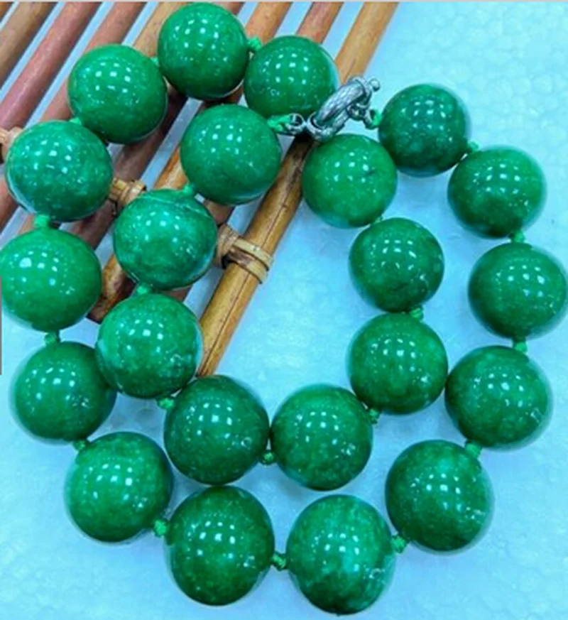 

Huge 18mm Green Jade Gemstone Round Beads Necklace 18-36inches AAA+