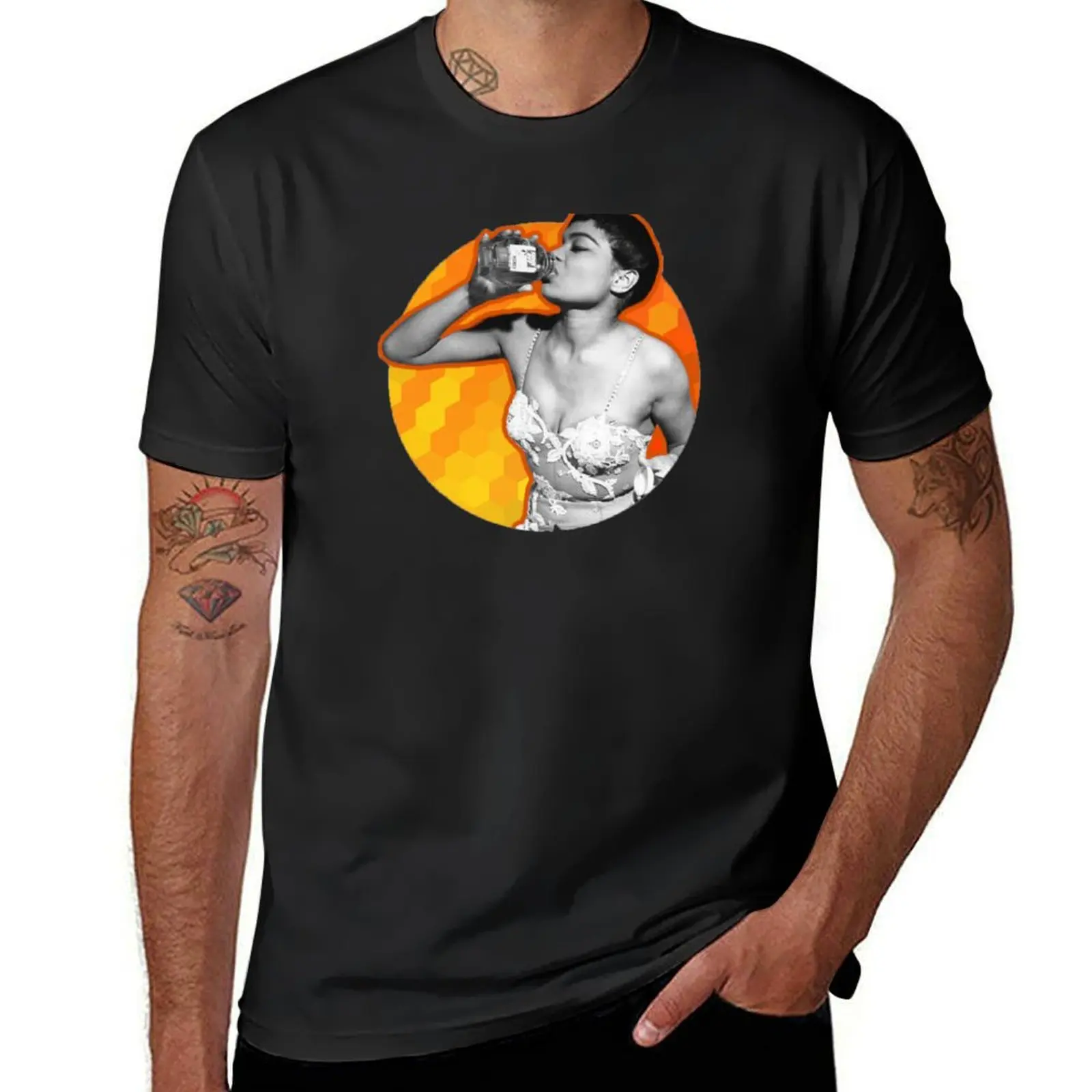 Eartha Drinking Honey T-Shirt oversized vintage plain black t shirts men