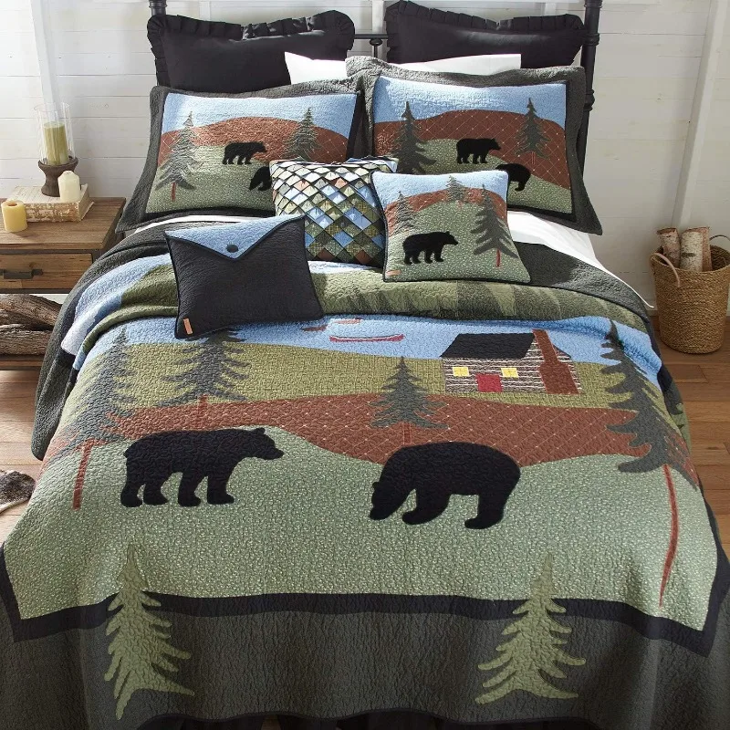 

Donna Sharp King Quilt - Bear Lake Cotton Lodge Quilt with Bear Pattern - Machine bed linen