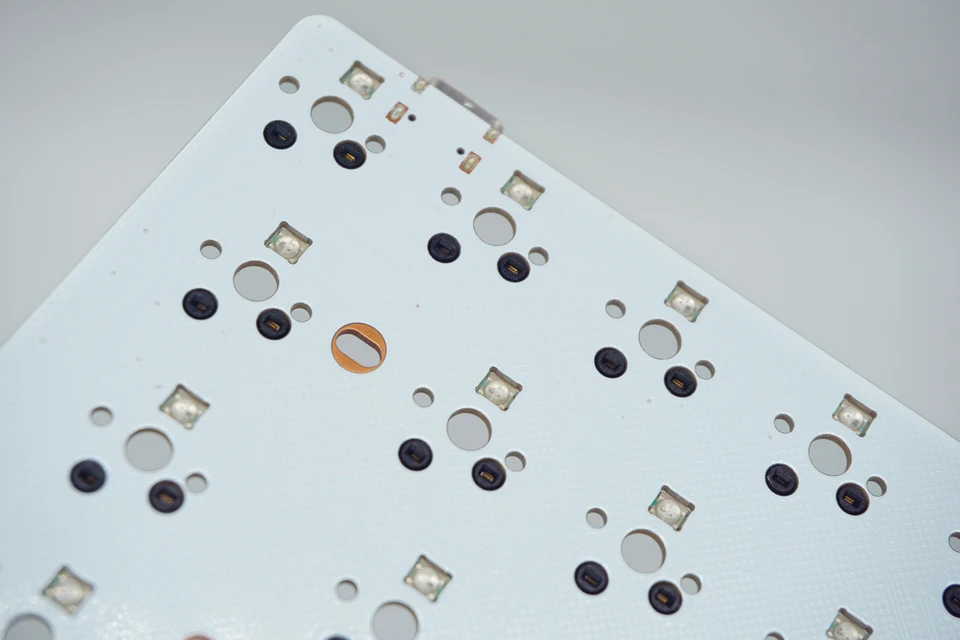 【動作確認済み】DZ64 RGB PCB プレート2種類 フォーム セット 動作確認済み】DZ64 RGB PCB プレート2種類 フォーム セット