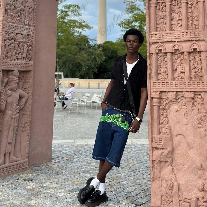 Letter print fashion design oversized loose hip hop casual denim shorts men's y2k baggy punk Harajuku goth shorts men streetwear