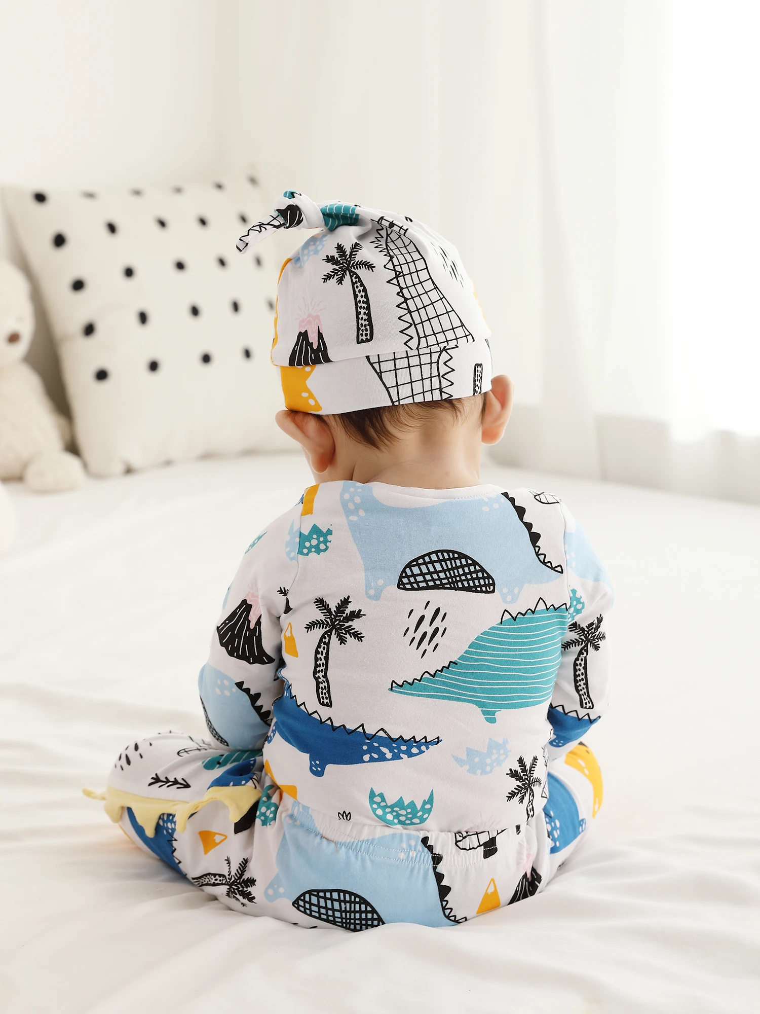 Baby Boy Cotton Bodysuit & Pants Set 6