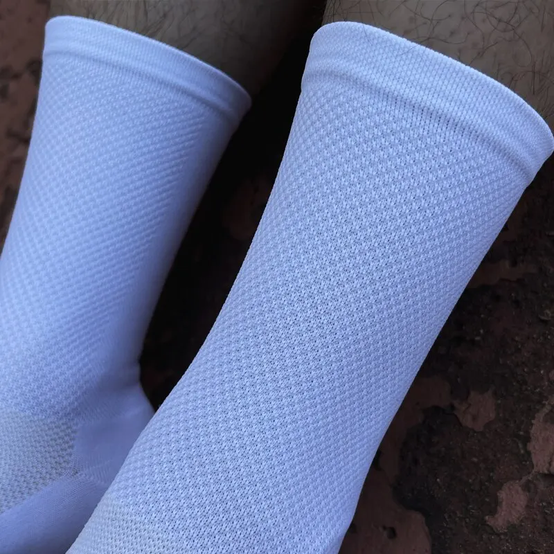 DH SPORTS Summer Breathable Fast Dry High Elastic Lightweight Tube Men And Women Cycling Socks