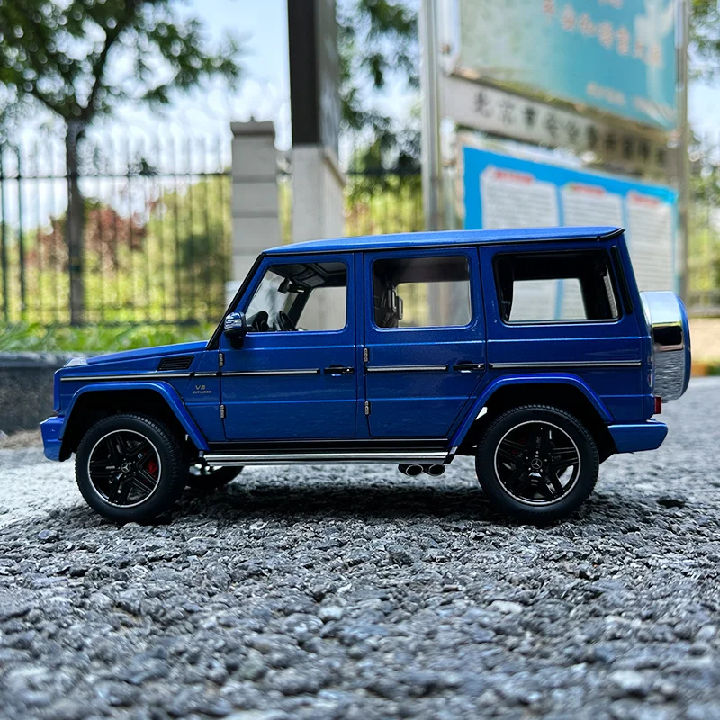 AUTOART 1:18 G63 2017 カーモデル SUV 個人的なホリデーギフト