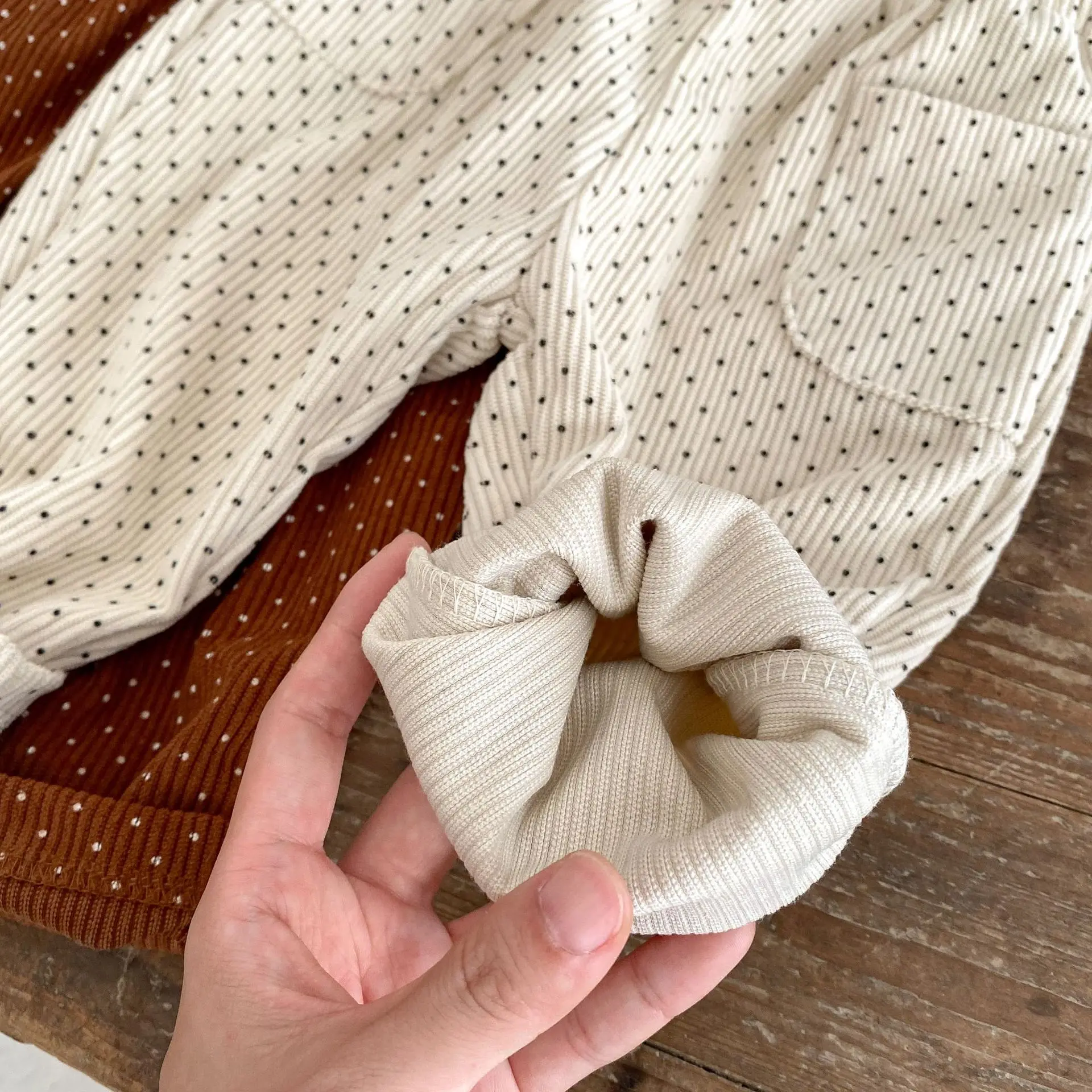 Autumn New Baby Corduroy Trousers Infant Girl Dot Print Pants Toddler Boys Casual Pants Children Corduroy