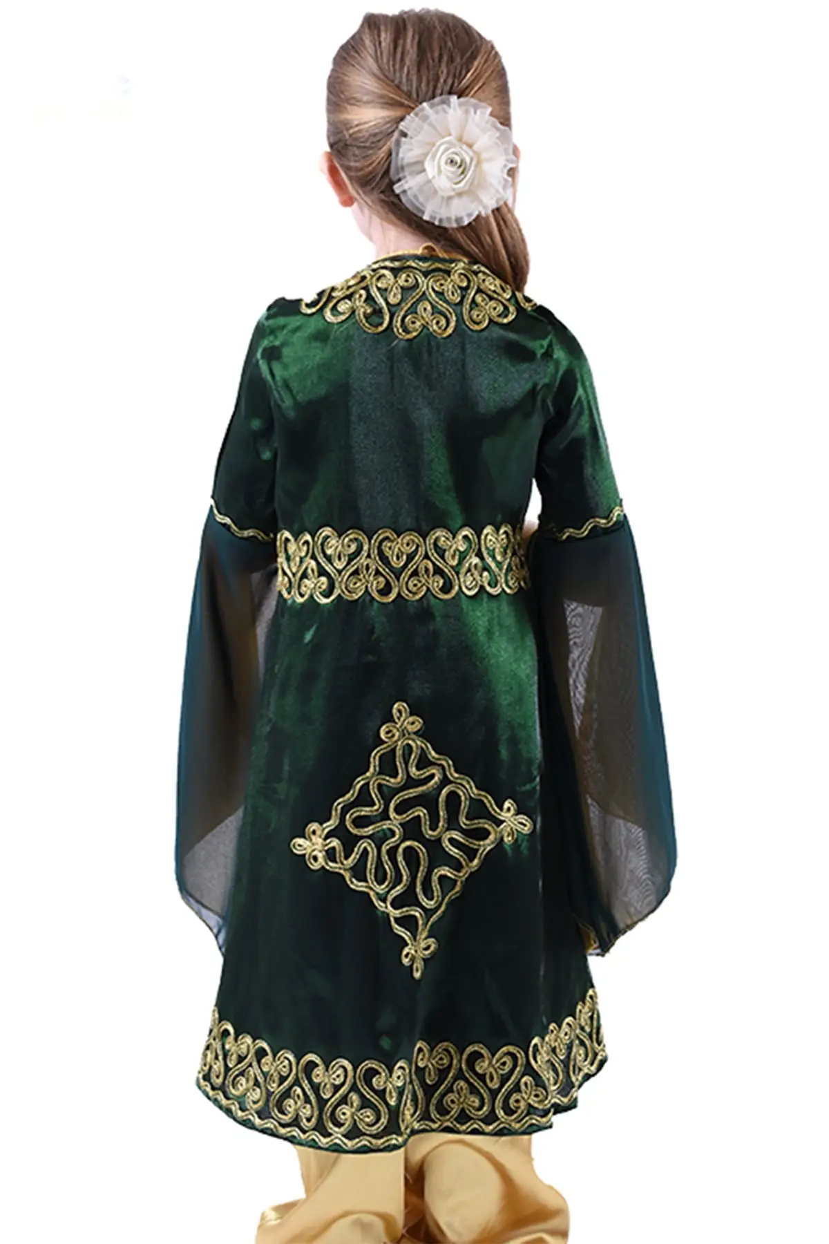 Рисунок 2 - Вечерние платья принцессы хуррем