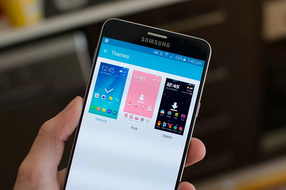 Samsung galaxy s8 plus 64. Самсунг с 8 64 гб. Презентация samsung фото. Смартфон samsung 8 ядер. Самсунг золото.