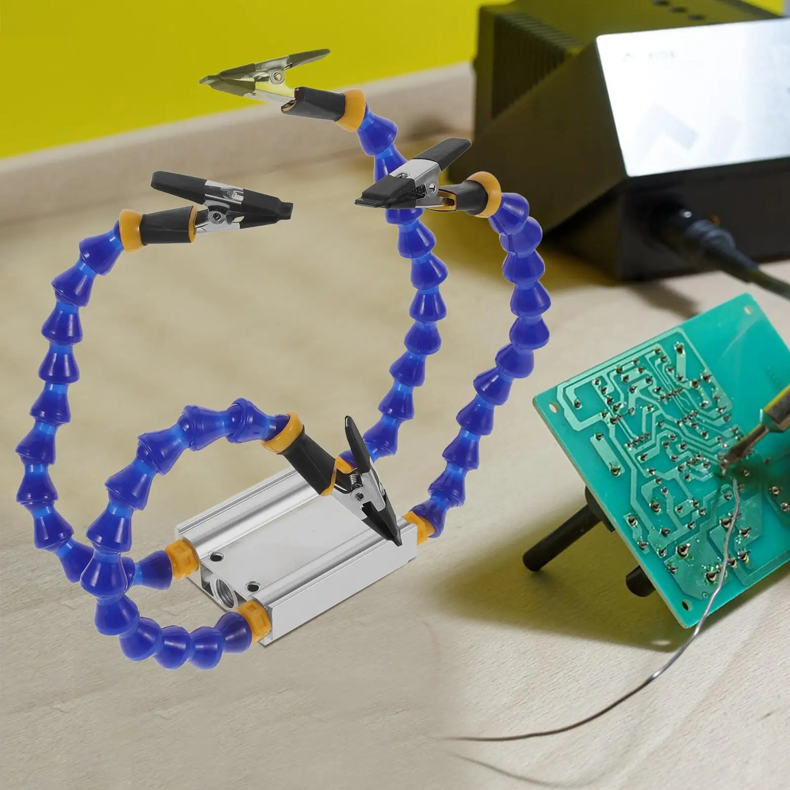 Four Flexible Arms Welding Clamp Durable Soldering Helping Hand Station Repair Tools Circuit Accessories Gooseneck Stand PCB
