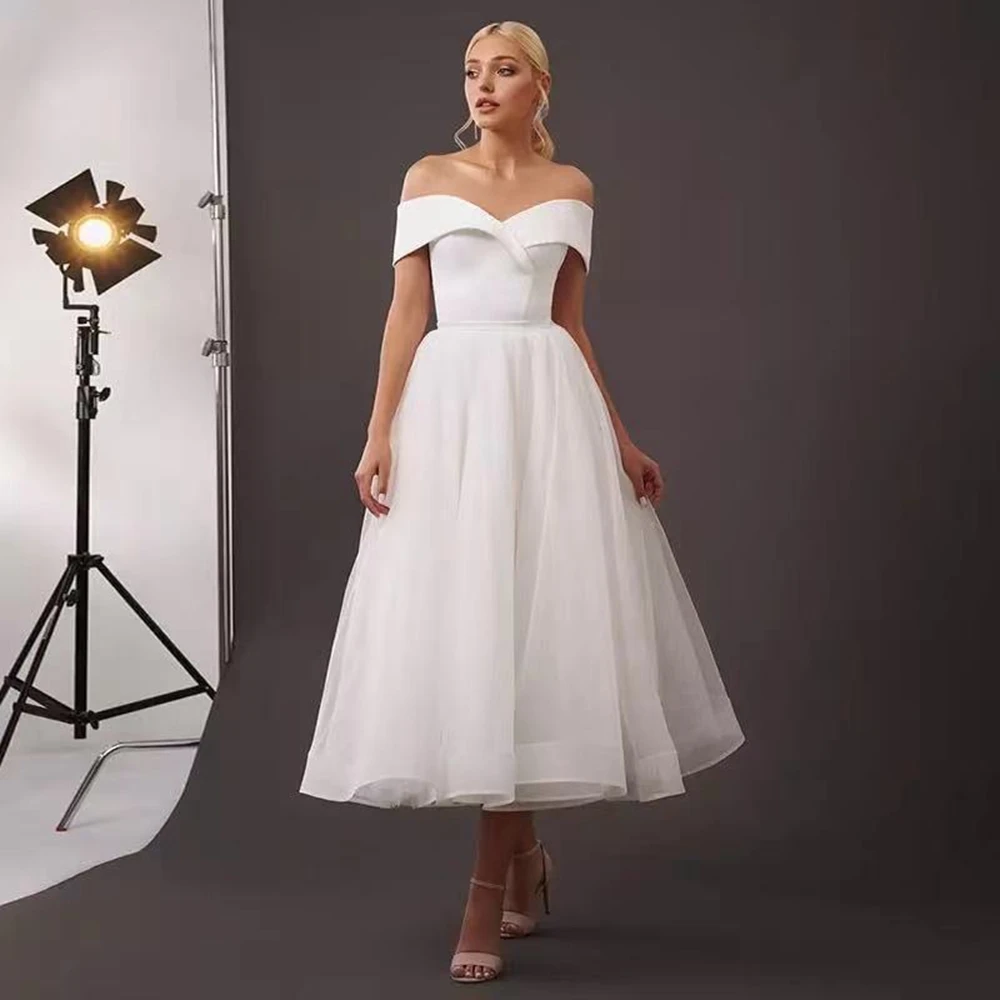 

Gorgeous A-Line Wedding Dress with Boat Neck and A Lace-Up Back
