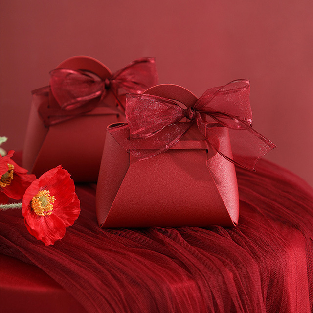 Gifts Box for Guests Newborn Gift Box Leather Distributions Bags Baby Shower Packaging Box Party Favors Child Candy Box