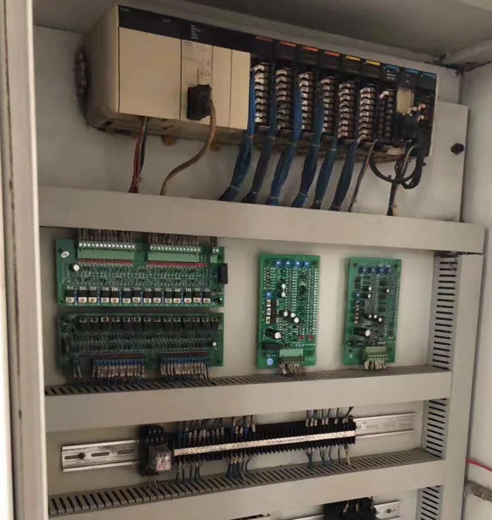 PCB-01B 다이캐스팅 머신, PLC 보호 플레이트, 대형 플레이트, 14 방향 증폭 플레이트