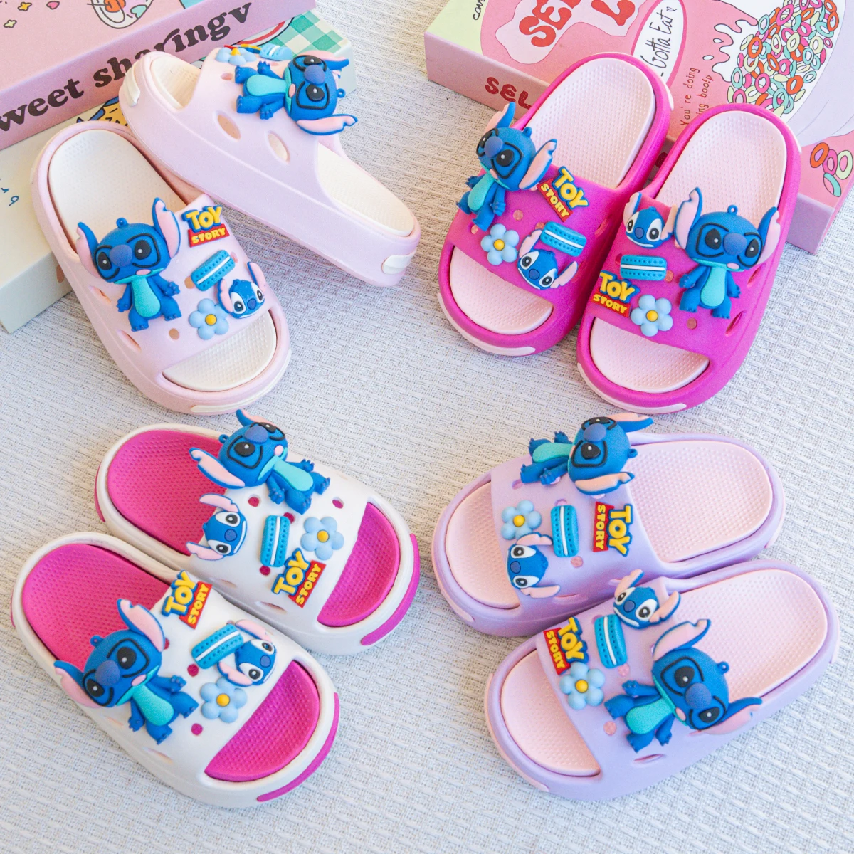 Chaussures antidérapantes à double semelle souple pour enfants avec motif de dessin animé Stitch