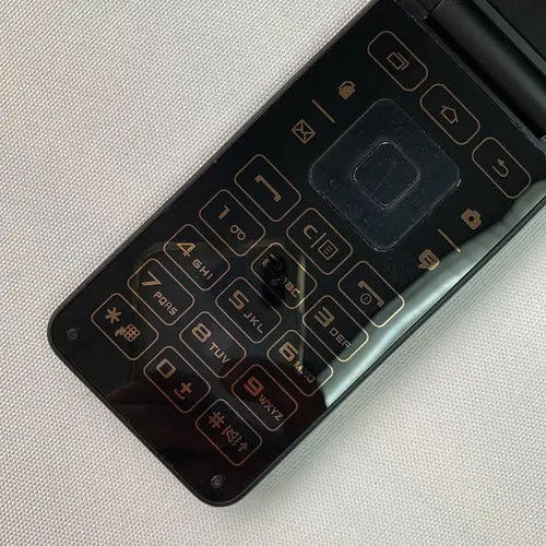 Original Samsung Galaxy Folder2 G160N 4G  Mobile Phone Korea Version 3.8'' 16GB/32GB ROM 8MP+5MP Quad-Core galaxy folder2 - Image 3