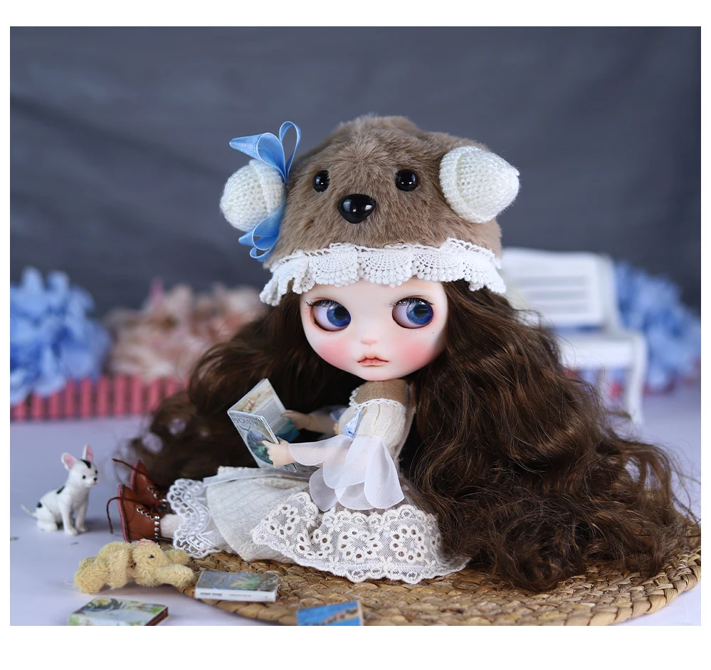 Neo Blythe Doll Brown White Lace Dress with Bear Cap & Socks 4