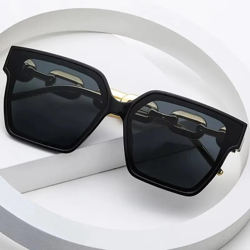 1/2/3pcs Large Square Frame Gold Chain Sunglasses Women's Sunglasses Elegant High-grade Uv Protection Shading Car Glasses