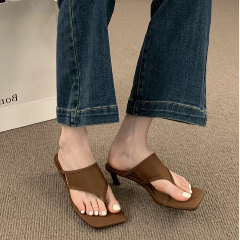 Summer Flip-flops New Style Square Head Slippers Feet Clip Thin Heel High Heels Fashion Roman Women's Shoes Sandals Wear Outside