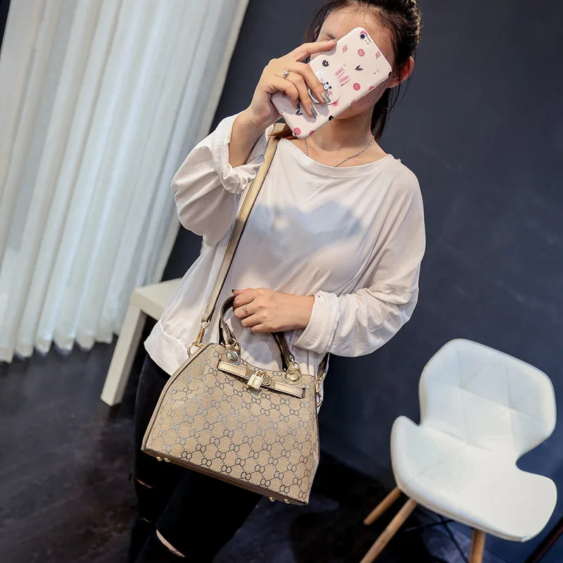 Fashion Lock Women's Bag Simple Printed Shoulder Crossbody Bag Simple Multifunctional Ladies Handbag Printed Decoration PU Mater