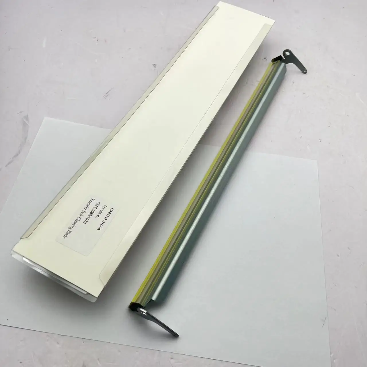 코니카 미놀타 C1060 트랜스퍼 클리닝 블레이드, C1060, C1070, C1060L, C1070L, C2060, C2070, C2060L, C2070L, A50UR70K11, A50UR70K00, 4 개