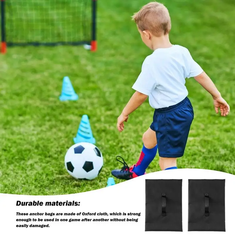 Рисунок 2 - Палатка, песочные сумки