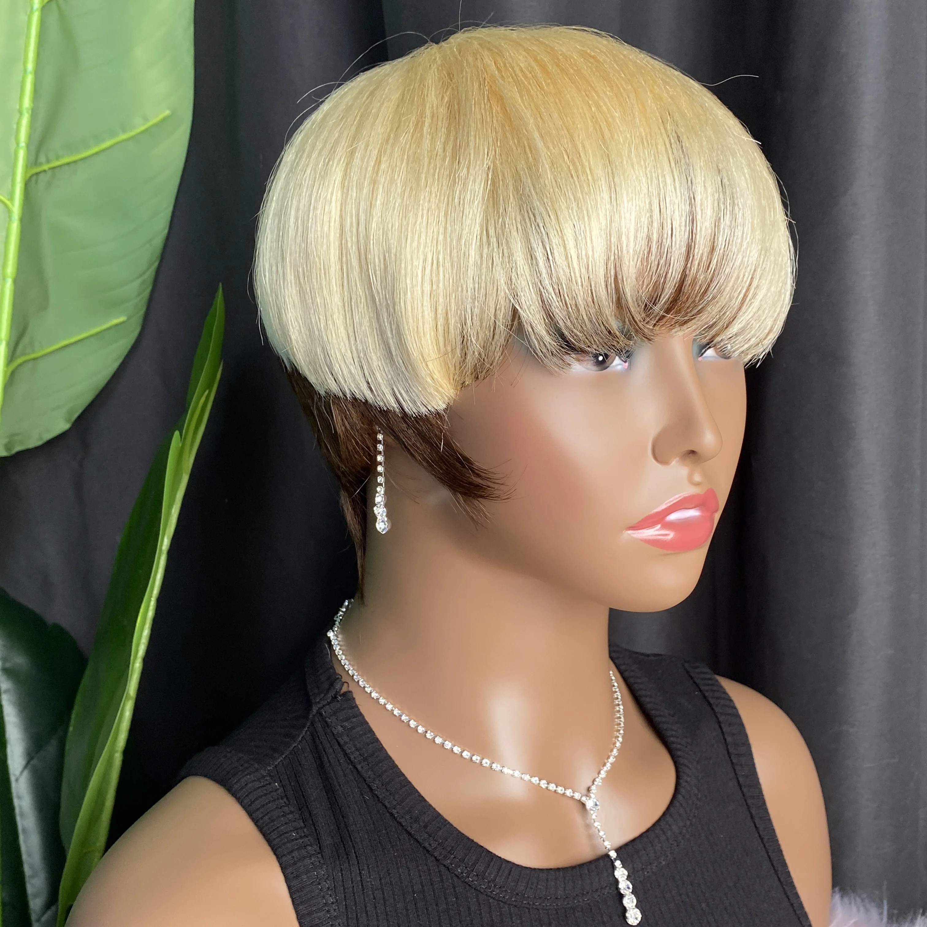 인도산 인모 가발 도매가격 스트레이트 숏 머신메이드 가발 여성용 내추럴 컬러