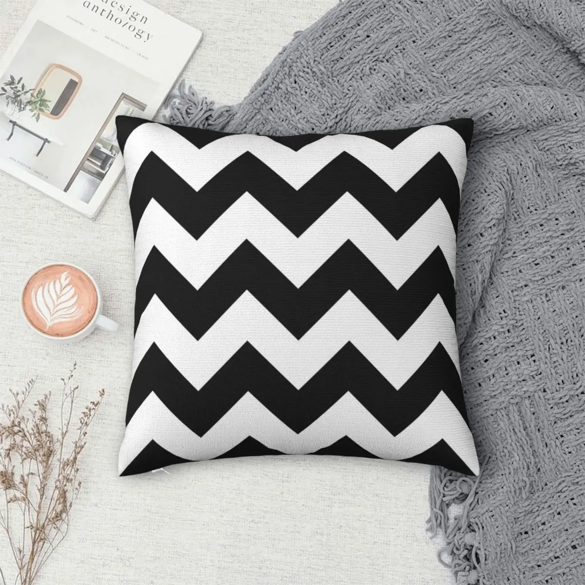 

Black And White Chevron Stripes Pillowcase Polyester Pillows Cover Cushion Comfort Throw Pillow Sofa Decorative Cushions Used