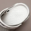 2025 New Design Sandals for Men Thick Bottom Fashion Slippers Mens Garden Shoes Solid Color Breathable Clogs Casual Beach Shoes 6