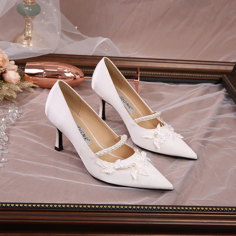 High Heel Women's 2024 New Thin Heel Pointed White Pearl Wedding Shoes French Bride Bridesmaid Shoes Silk Shoes