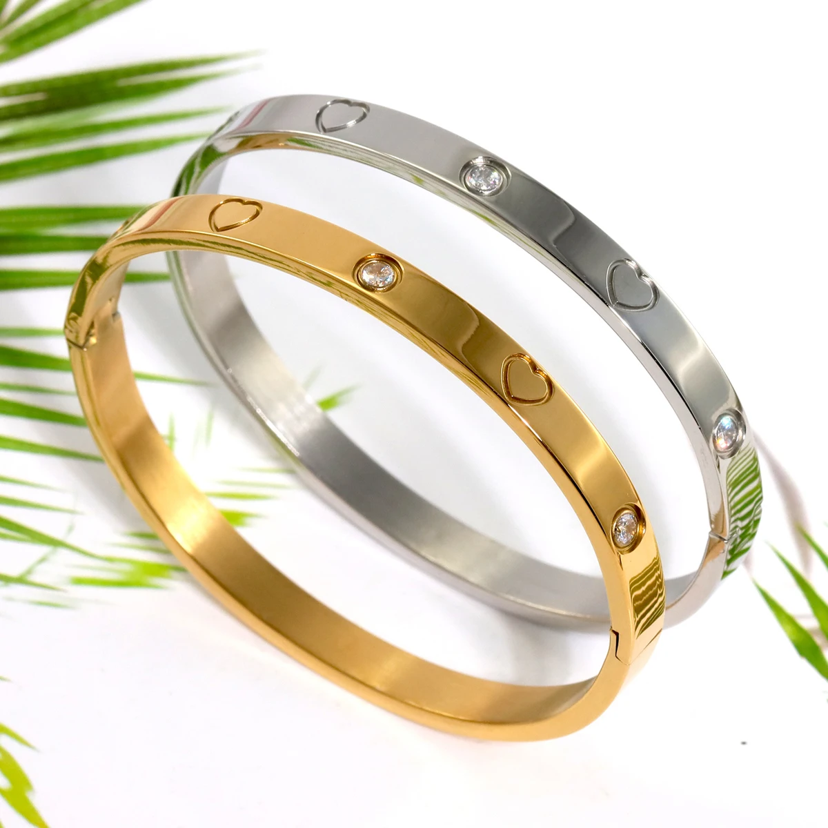 New Waterproof Cubic Zirconia Heart Flower Bangles Stainless Steel Bracelets Tarnish Free Jewelry for Women Factory Wholesales 6