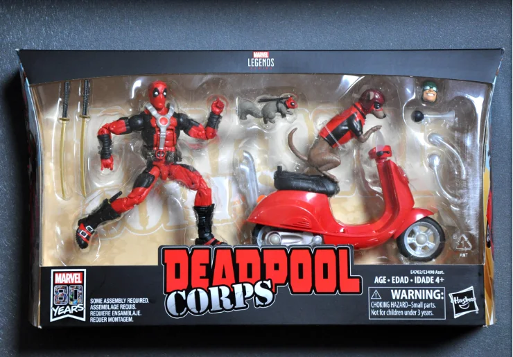 thumbnail image 1 of Figura de acción de Marvel Original Legends Ultimate Deadpool de 6" con vehículo Dead Pool y scooter Corps Dinged Comic Collectible Toys, 1 of 5