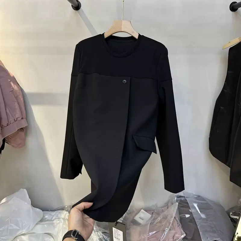 Large size pullover suit for women's autumn loose design feeling, niche front panel splicing medium length top