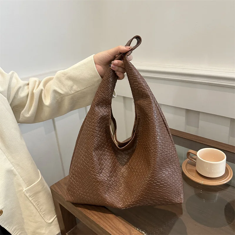 City Chic Large Capacity Woven Tote Bag
