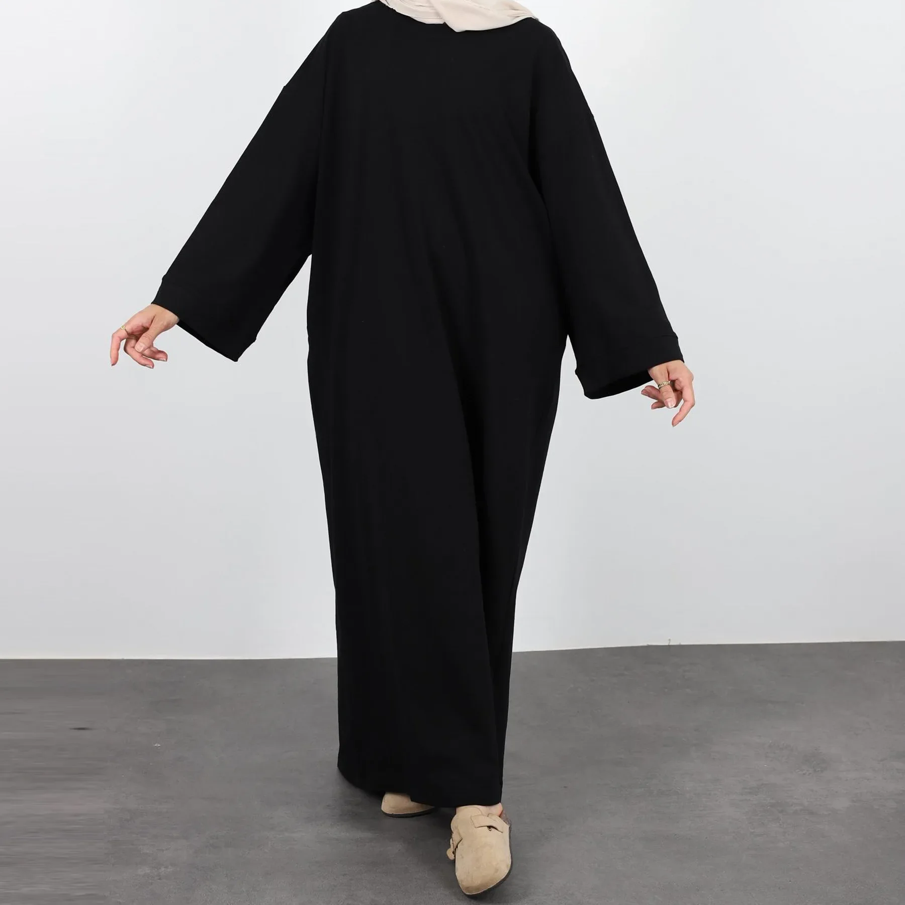 Sweatshirt Abaya Muslim Long Dress Plain Casual Abayas for Women Dubai Traditional Wear Turkey Islamic Clothes Kaftan Hijab Robe