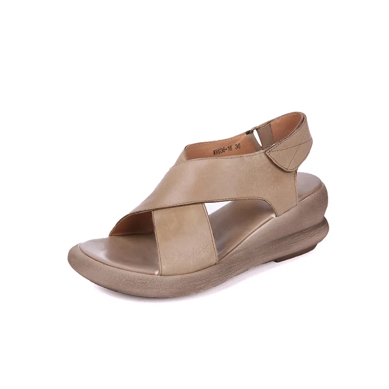 

Summer Women Sandals Fashion Classics Ethnic Retro Genuine Leather Slip-On Flat With Round Toe Casual Women Shoes brown 35-40