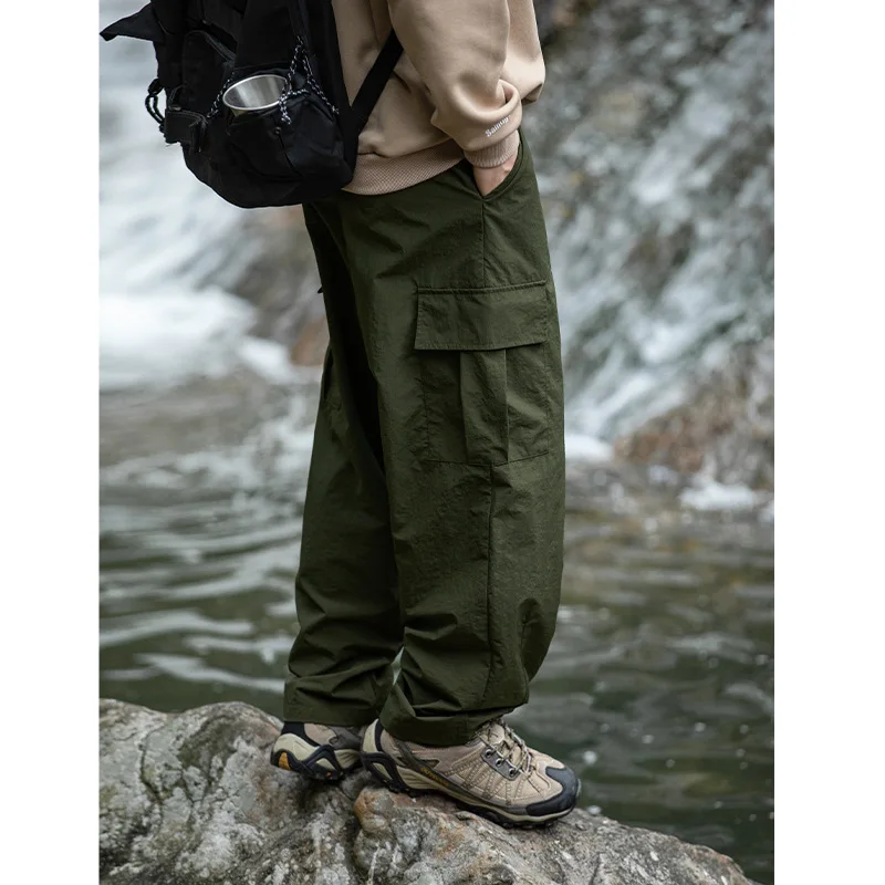 Waterproof texture micro wrinkle fabric casual pants loose three-dimensional patch pocket outdoor cargo pants