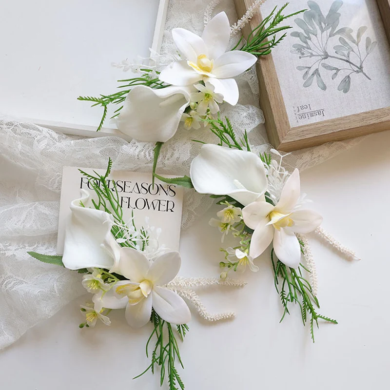 25021 Weißes Bohemian-Rosenblumen-Corsage- und Armband-Set – perfekt für Bräute, Trauzeugen und Hochzeitsdekorationen – Detail 10