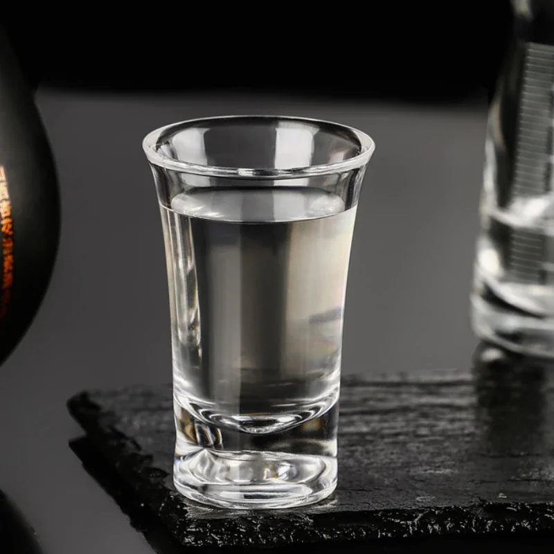 Baijiu Glass Household Bullet Cup Thick Bottomed Vodka Cup Classic party Bar Transparent Shot Glass Liquor Goblet drinkware 20ml spirits cup drinking glasses