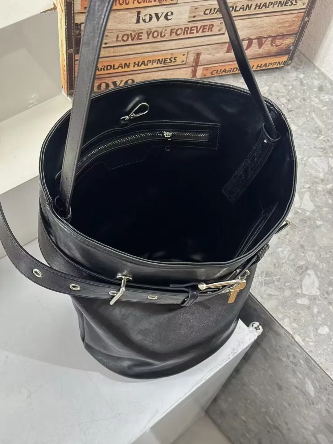 Fashion French Buckle Shoulder Leisure Solid Color Leather Underarm Y2k Commuting Women's Armpit Bag Tote Bag