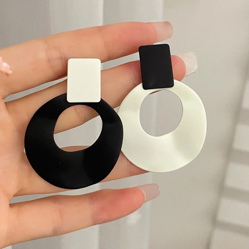Asymmetric Hollow Round Earrings Black White Contrasting Colors Circle Drop Earrings Women Simple Geometry Statement Jewelry dangle earrings drop earrings